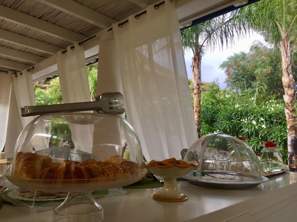 Casa Arcada Bed & Breakfast วุลกาโน ภายนอก รูปภาพ