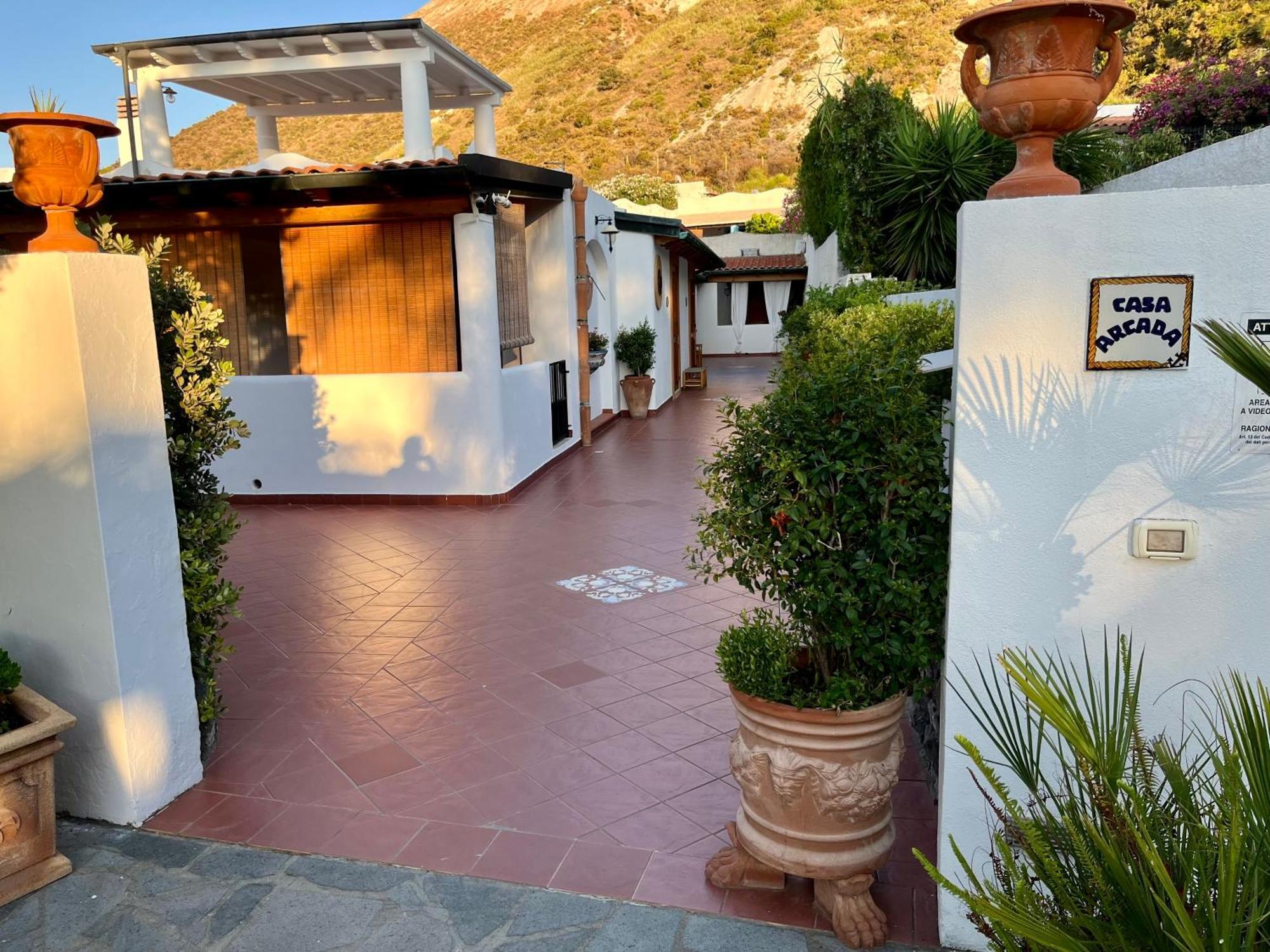 Casa Arcada Bed & Breakfast วุลกาโน ภายนอก รูปภาพ