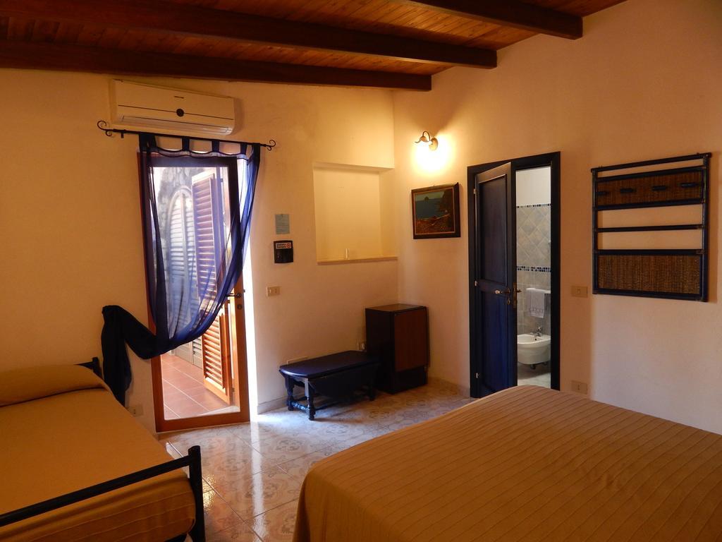 Casa Arcada Bed & Breakfast วุลกาโน ห้อง รูปภาพ