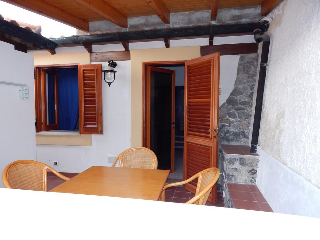 Casa Arcada Bed & Breakfast วุลกาโน ห้อง รูปภาพ
