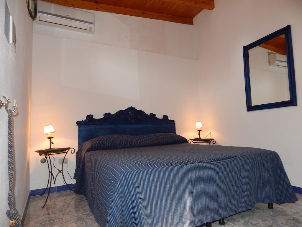 Casa Arcada Bed & Breakfast วุลกาโน ห้อง รูปภาพ