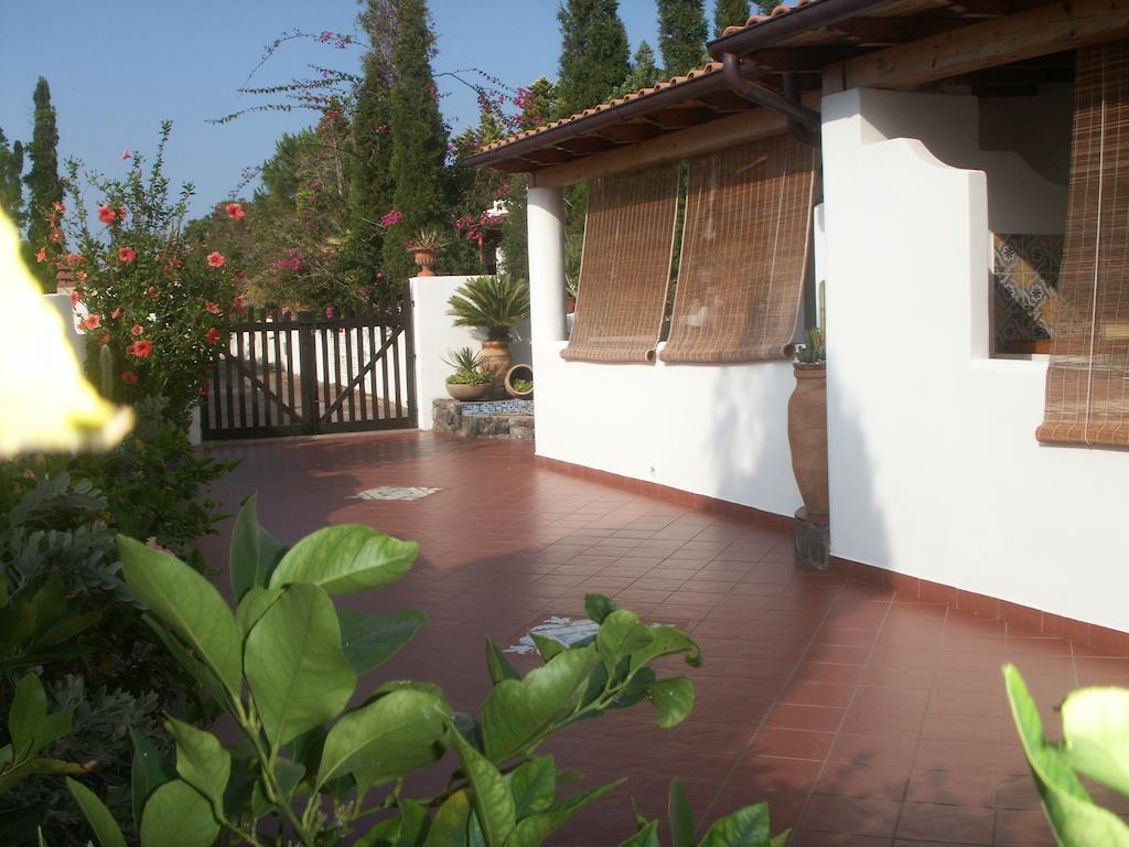 Casa Arcada Bed & Breakfast วุลกาโน ภายนอก รูปภาพ